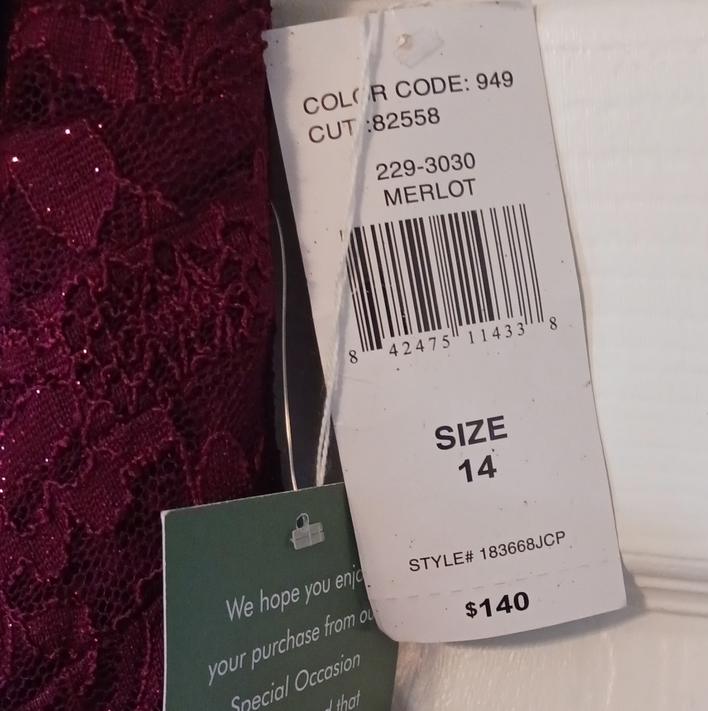 Merlot Evening gown great for Prom or Weddings. Size 14 Misses.  $30.obo - Picture 4 of 6